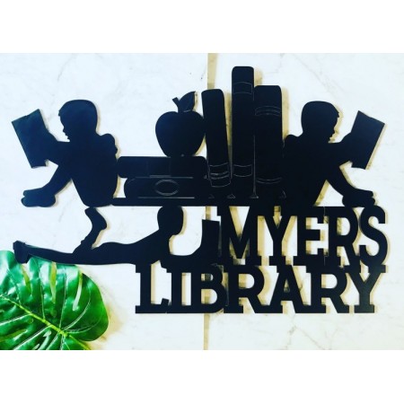 PERSONALISED FAMILY LIBRARY WALL PLAQUE - WA087
