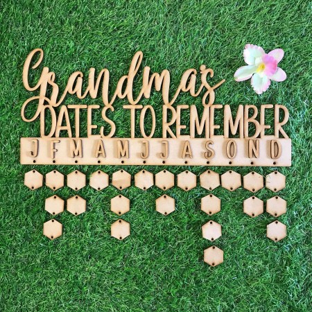 CUSTOMISED DATES TO REMEMBER BOARD - M496